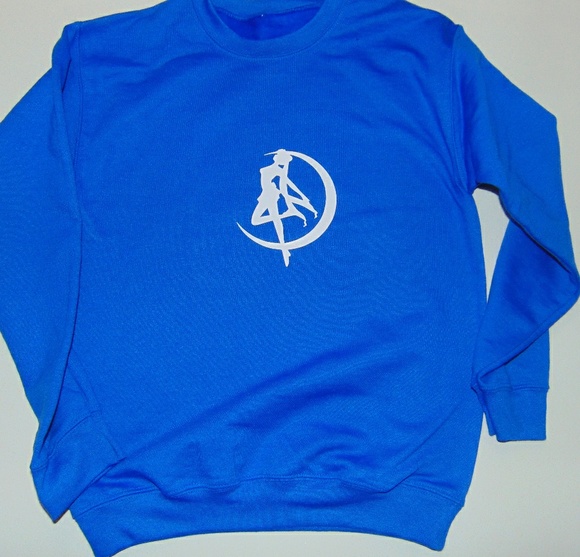 ๐ sailor Moon Crew neck sweater - Picture 2 of 4